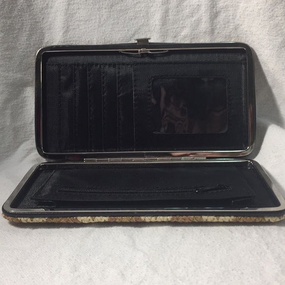 Adorable Clutch/Wallet - Picture 2 of 3